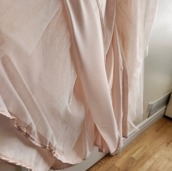 Grad dress - Picture 14 of 16